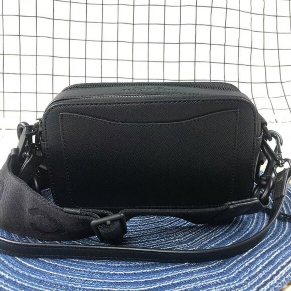 Marc Jacobs Crossbody Bag with Mixed Media - Picture 2 of 5